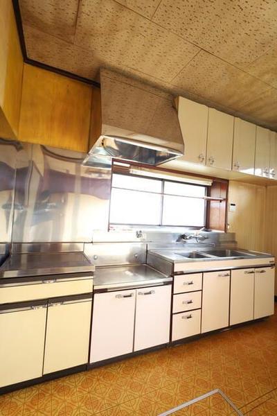 4DK Detached House for Sale in Satte, Saitama with Rental Income — Kitchen, Satte, Saitama