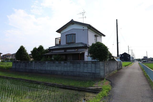 4DK Detached House for Sale in Satte, Saitama with Rental Income - Thumbnail 2