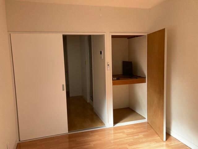 1K Apartment for Rent in Tsuru, Yamanashi - 19.44 sqm - Thumbnail 4