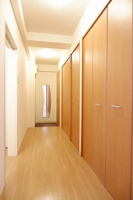 2LDK Apartment for Rent near Gyotoku Station, Ichikawa - Thumbnail 3