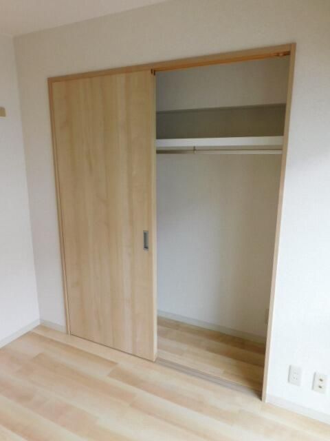 2LDK Apartment for Rent in Nerima, Tokyo - 55 sqm - Thumbnail 3