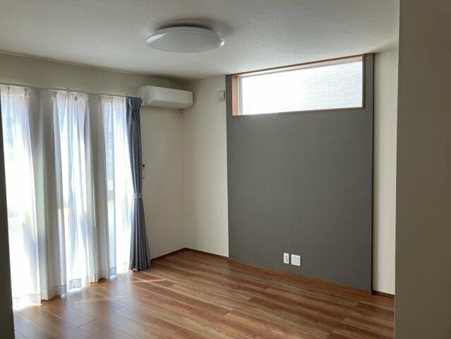 2018 Built 4LDK House in Toyama with Parking for 3 - Thumbnail 4