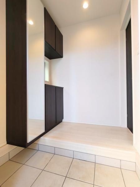 2017 Built 4LDK House for Sale in Inagi, Tokyo - Thumbnail 3