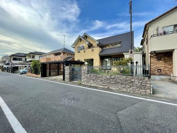 3LDK Detached House for Sale in Iwatsuki-ku, Saitama City - Thumbnail 2