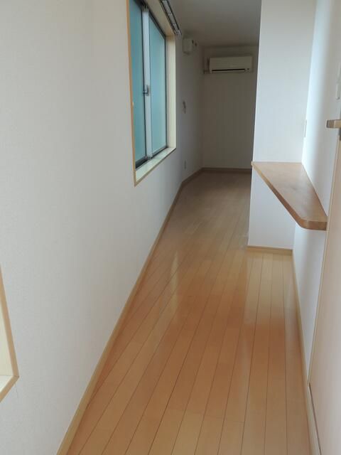 Apartment Building for Sale in Kanagawa-ku, Yokohama - Thumbnail 3