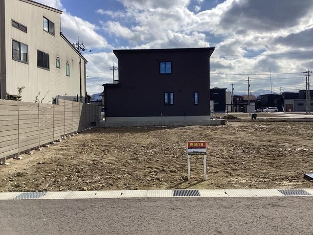 Land for Sale in Toyama City, 202 sqm - Thumbnail 2