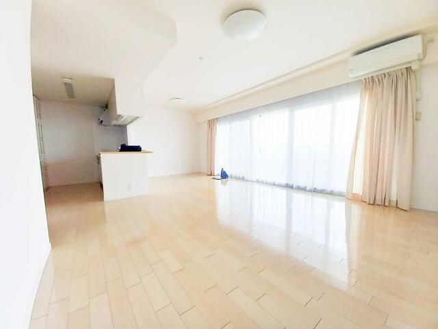 Polester Station City Shiroyama 2LDK Apartment for Rent in Oyama - Thumbnail 2