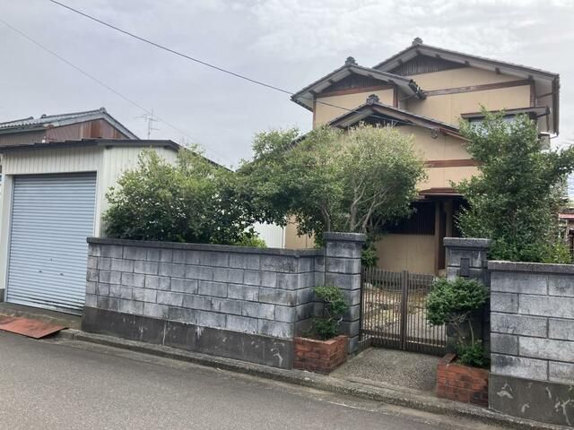 5LDK Detached House with Large Garden in Fukui City, Fukui - Main Image