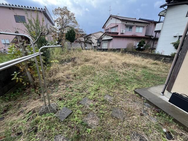 5LDK Detached House with Large Garden in Fukui City, Fukui - Thumbnail 4