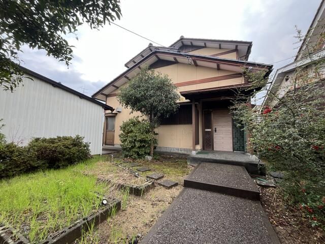 5LDK Detached House with Large Garden in Fukui City, Fukui - Thumbnail 3