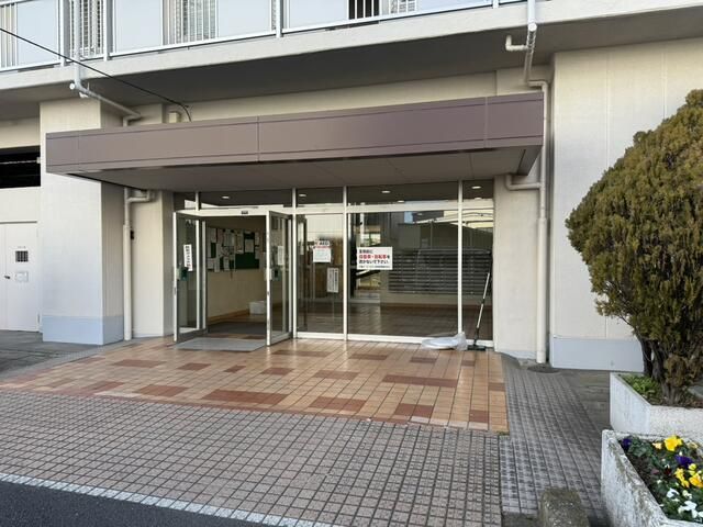 3LDK Used Apartment in Mihama-ku, Chiba City, 72.21 sqm - Thumbnail 3