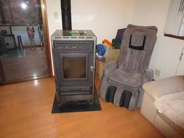 1LDK House for Sale in Fujikawaguchiko with Mt. Fuji Views - Thumbnail 4