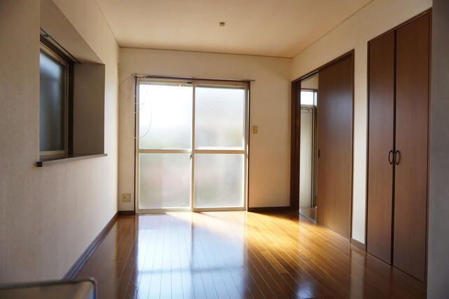 2LDK Terrace House for Rent in Fujisawa, Kanagawa - Thumbnail 3