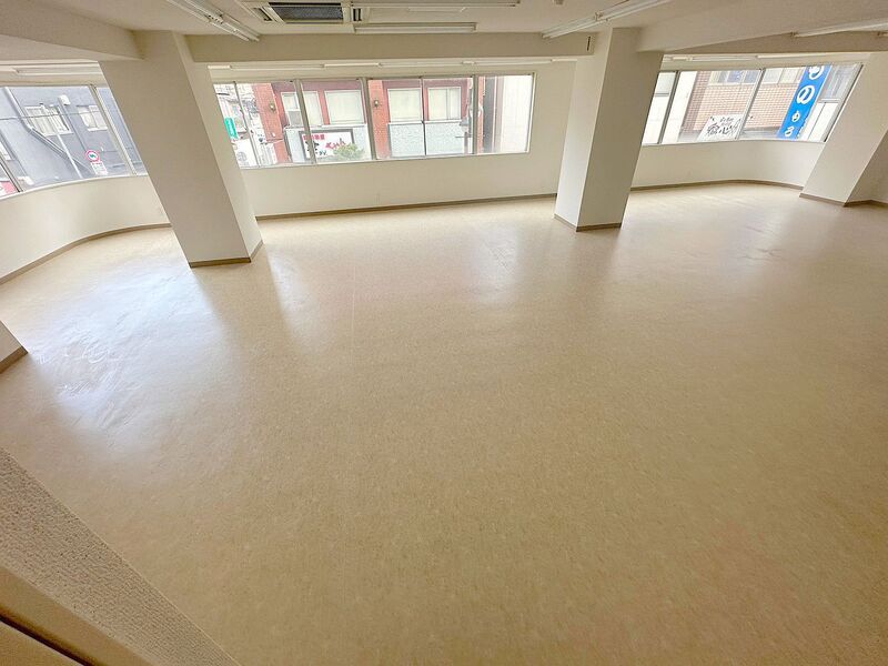 Ishiyama Building Office/Shop for Rent in Higashimurayama, Tokyo - Thumbnail 2