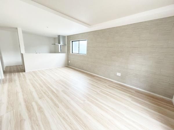 New 4LDK House in Kasuga, Fukuoka - 2025 Build, 115sqm Land - Thumbnail 2