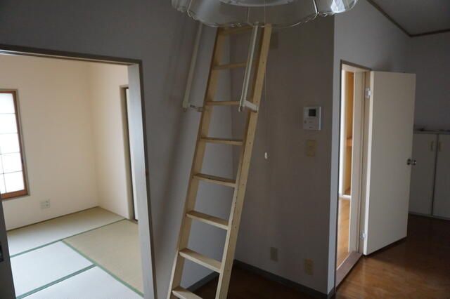 Office for Rent in Hanamigawa-ku, Chiba City - 40.12 sqm - Thumbnail 3