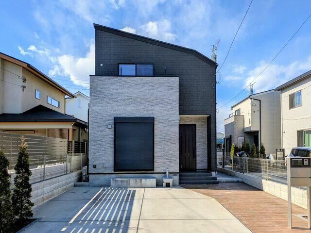 New 3LDK House for Rent in Mitaka, Tokyo - Free Parking - Thumbnail 2