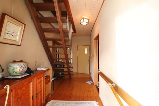 5DK House for Sale in Nogata, Fukuoka | 118 sqm on 210 sqm Land - Thumbnail 2