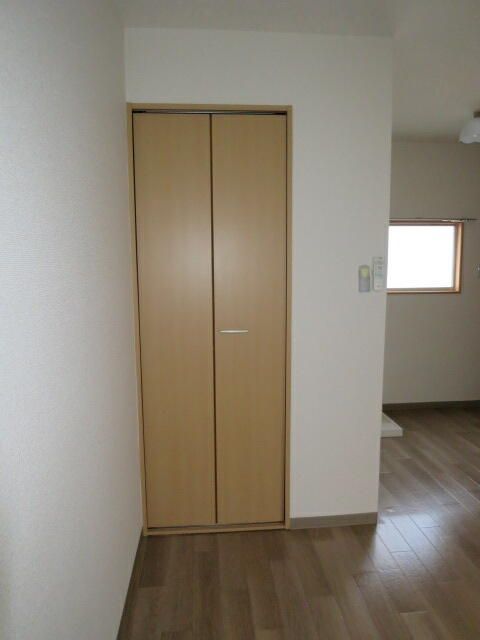 Waseda 1R Apartment for Rent - 5 Min Walk to Station - Thumbnail 3