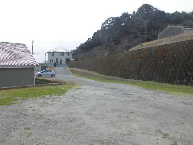 Kagoshima City Land for Sale - 1,651 sqm Residential Plot - Thumbnail 4