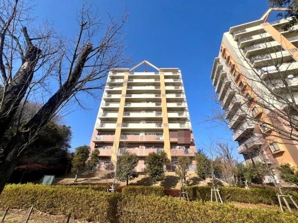 3LDK Apartment for Sale in Inagi City, Tokyo - Wakabadai Park Hills - Thumbnail 2