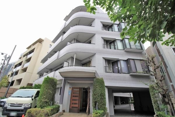 CI Mansion Sendagaya 2DK Apartment for Sale in Shibuya, Tokyo - Thumbnail 2