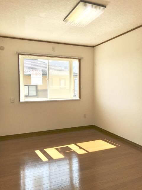 Grace Kato 2K Apartment for Rent in Ōsaki City, Miyagi - Thumbnail 4