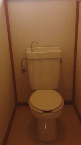 2DK Apartment for Rent in Kokubunji, Tokyo - 5 Min to Station - Thumbnail 3