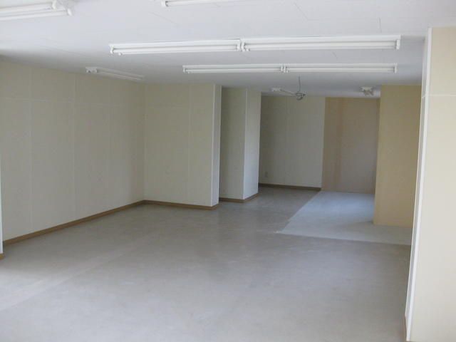 Rivahome Asahi Commercial Space for Rent in Ebetsu, Hokkaido - Thumbnail 4