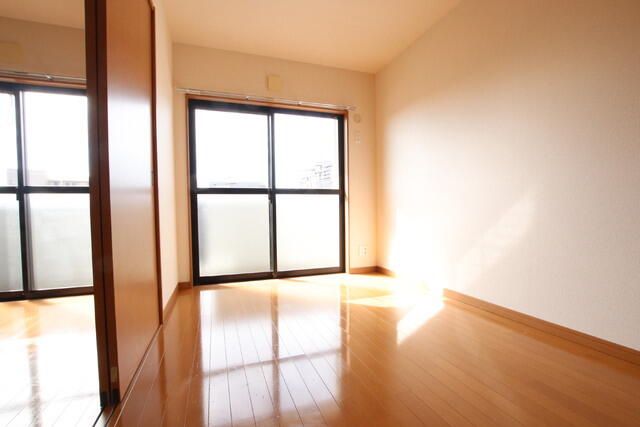 1LDK Apartment near Sashi Station, Saitama City - Thumbnail 4