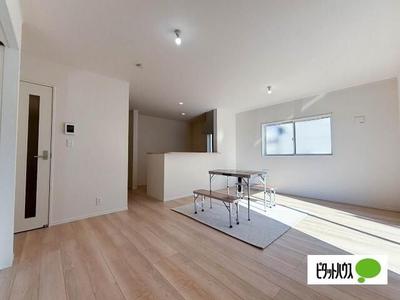 New 4LDK House in Fujinomiya with Seismic Damping & Modern Amenities — Image 22, Fujinomiya, Shizuoka