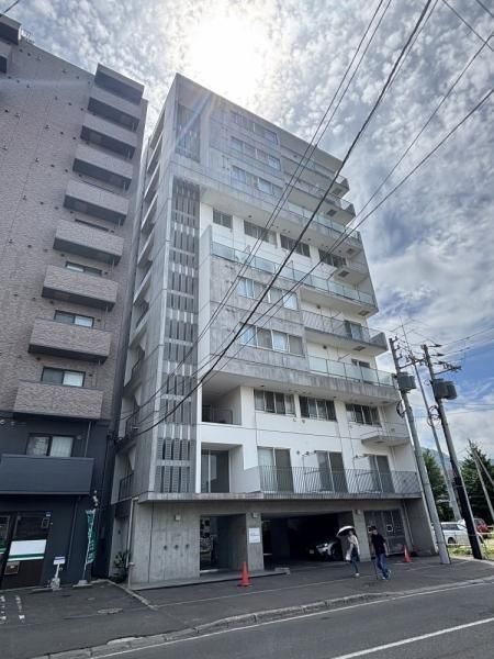 CORB Sapporo Apartment Building for Sale | 39 Units, Prime Central Location - Thumbnail 3