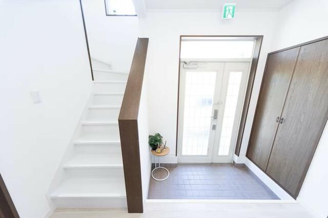 2LDK House in Quiet Kuwana with Free Parking | 8 Million Yen - Thumbnail 4