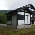 Secluded Mountain House in Toyama with Stream Water & 5438sqm Land - Thumbnail 2
