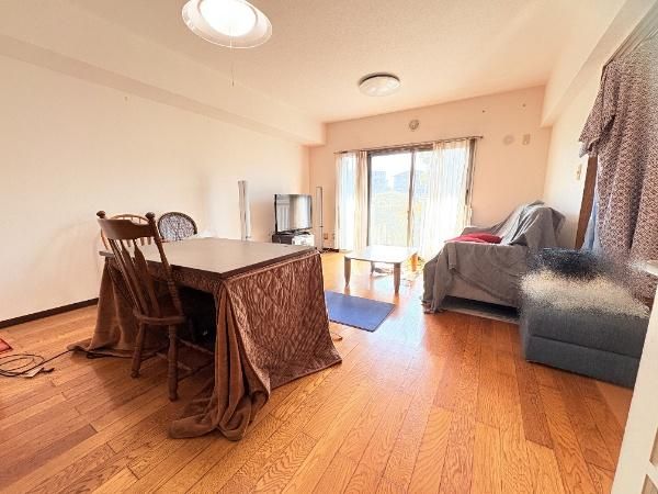 4LDK Condo for Sale in Tama City, Tokyo | Estate Seigacka 2 - Thumbnail 2