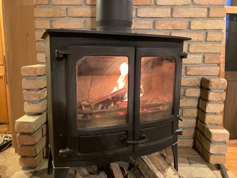 Wood and Concrete Home in Minamiaso, Kumamoto - Thumbnail 3