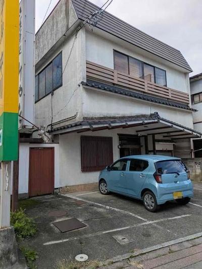 Spacious Two-Family Home with Parking in Shirakawa — House, Shirakawa, Fukushima