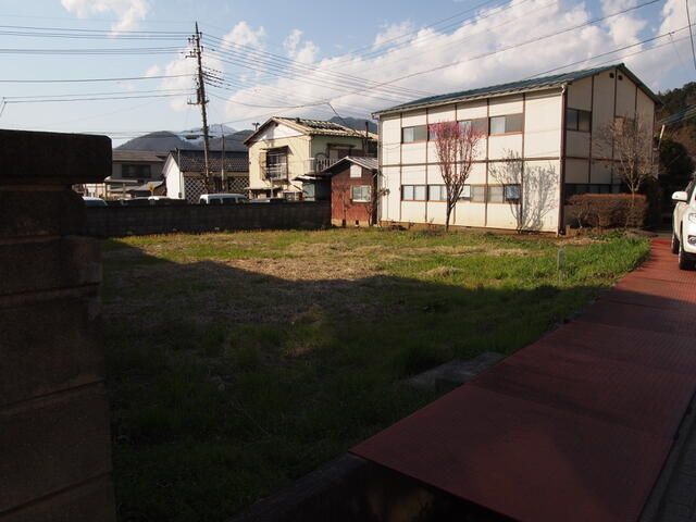 Residential Land for Sale in Tsuru City, Yamanashi | 332 sqm Plot - Thumbnail 2