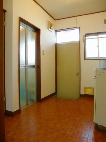 1K Apartment for Rent in Minami-Ikuta, Tama Ward, Kawasaki City - Thumbnail 4