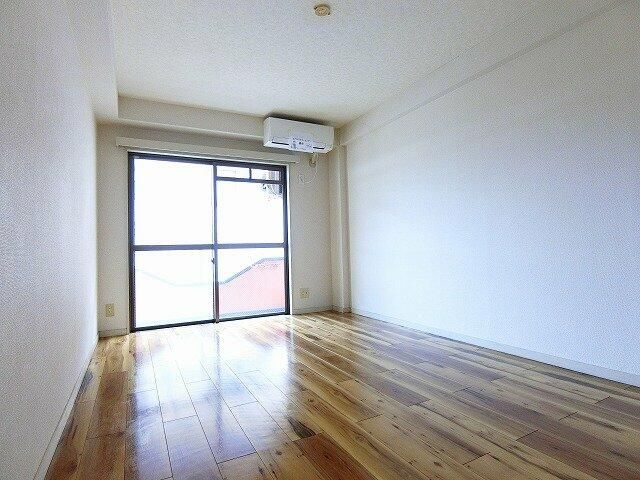 1K Apartment for Rent in Hadano, Kanagawa - 1 Min to Tokai University Mae Stn - Thumbnail 4