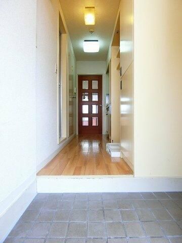 1K Apartment for Rent in Hadano, Kanagawa - 1 Min to Tokai University Mae Stn - Thumbnail 3