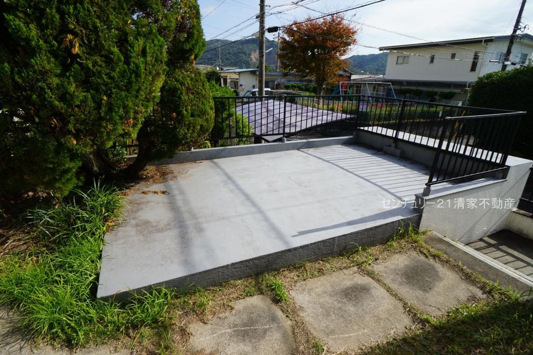 3LDK House for Sale in Kasugai, Aichi with Garden and Free Parking - Image 11