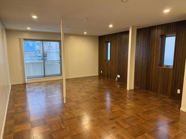 3LDK Detached House for Rent in Hon-Komagome, Bunkyo, Tokyo - Thumbnail 3