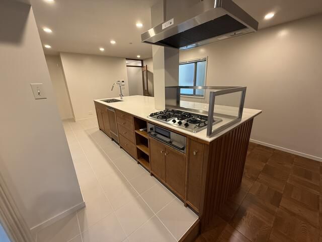 3LDK Detached House for Rent in Hon-Komagome, Bunkyo, Tokyo - Thumbnail 4