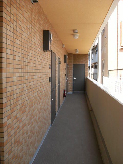 1DK Apartment for Rent Near Miyahara Station, Saitama - Thumbnail 3