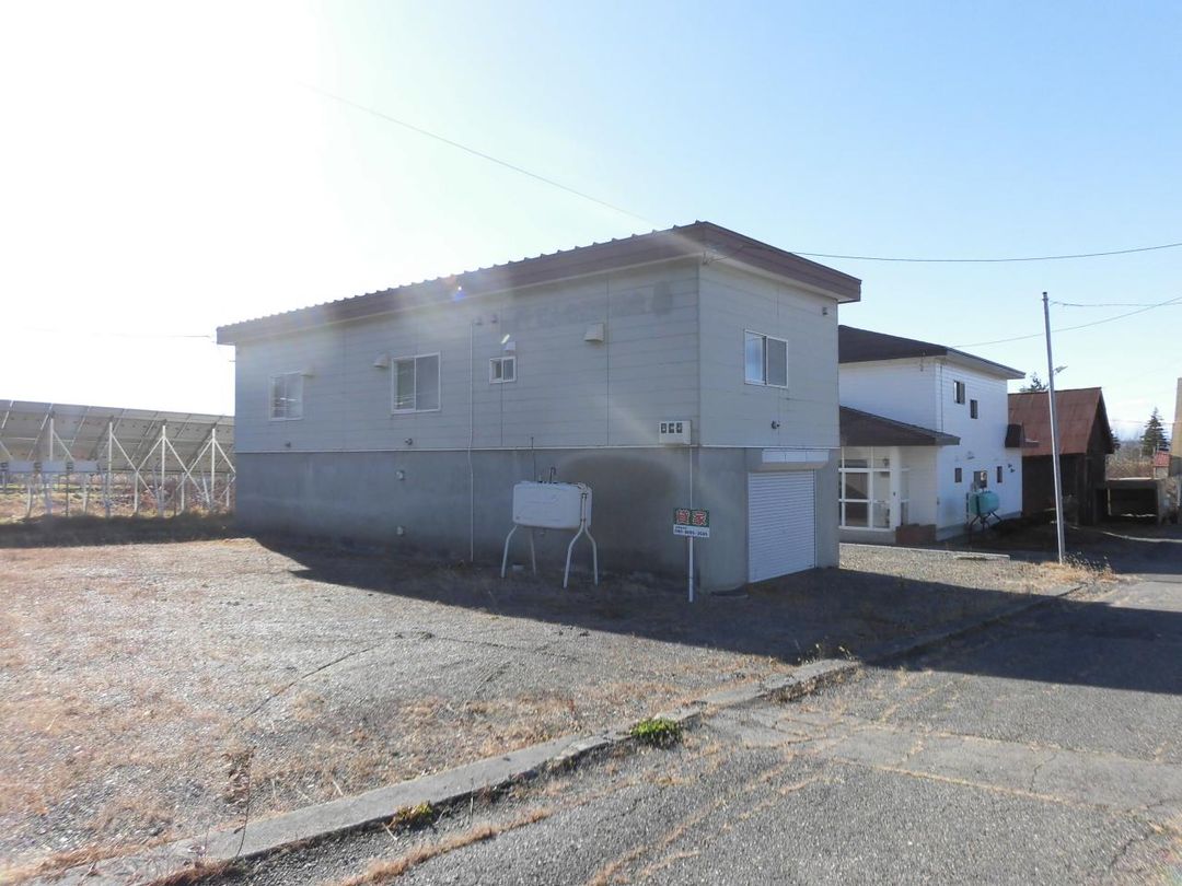 Office for Rent in Ikeda Hokkaido, 165 sqm, 3 Parking Spaces - Thumbnail 4