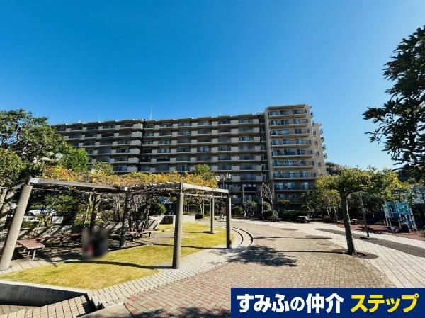 3LDK Apartment for Sale in Kanazawa-ku, Yokohama - Thumbnail 2