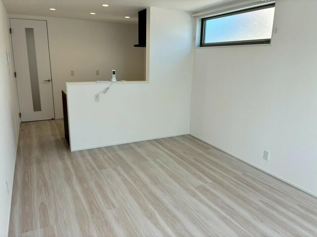 Newly Built 3SLDK House for Rent in Itabashi, Tokyo - Thumbnail 4