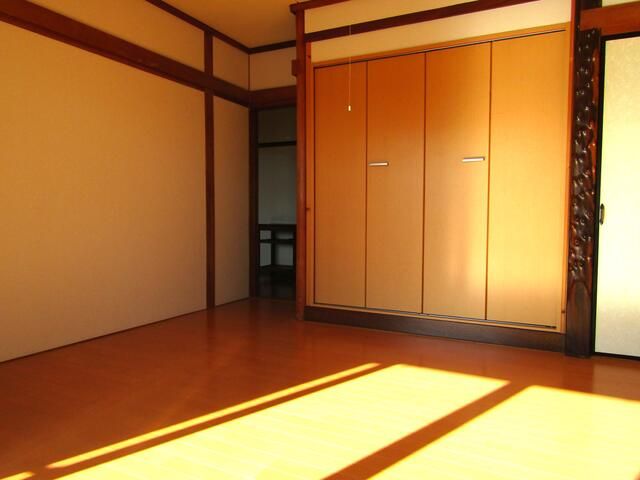 2DK Apartment for Rent near Kamitsu Ushiku Station, Ichihara - Thumbnail 2