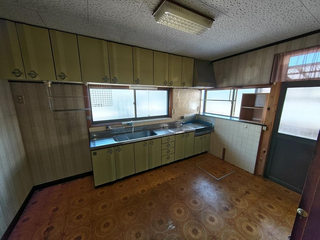 4DK Detached House for Sale in Kadogawa, Miyazaki - Image 22